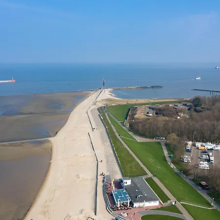 Kurpark Residenz 138 아파트 *